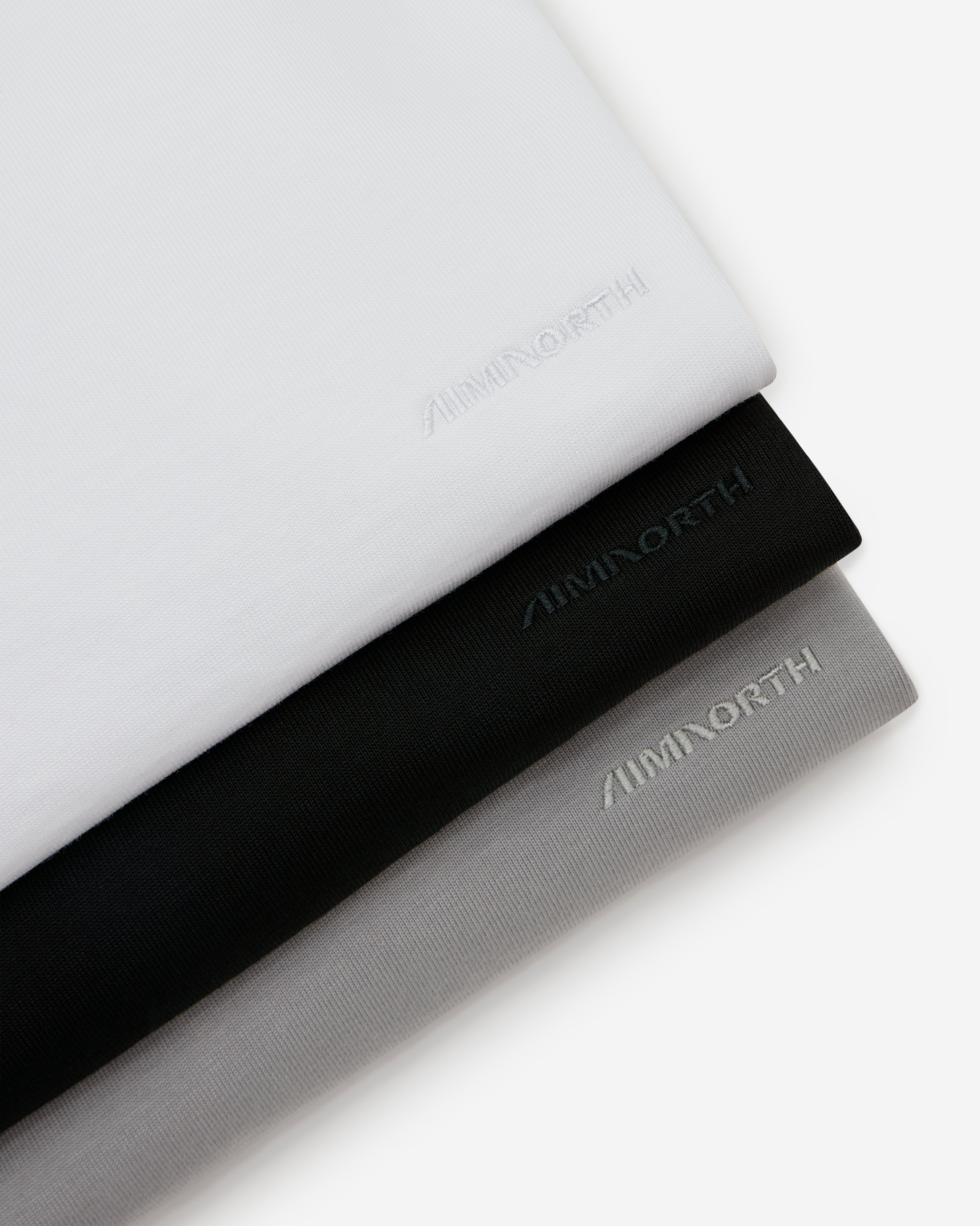 HEAVYWEIGHT LOGO TEE