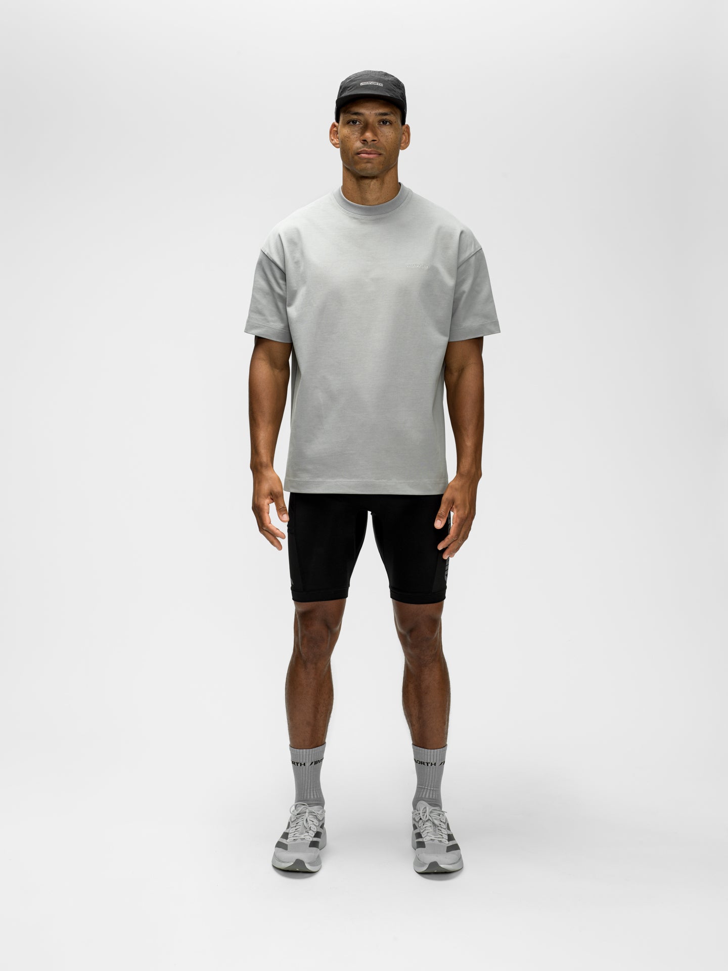 HEAVYWEIGHT GREY TEE