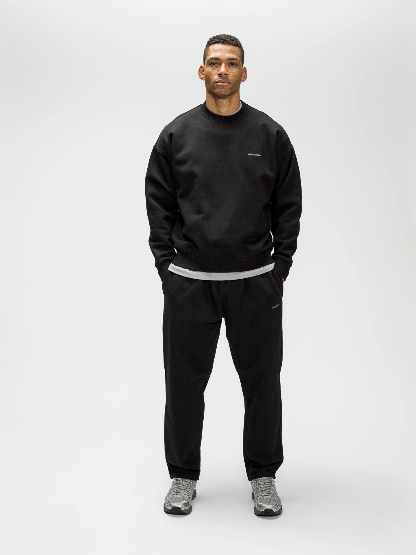 HEAVYWEIGHT SWEATSHIRT