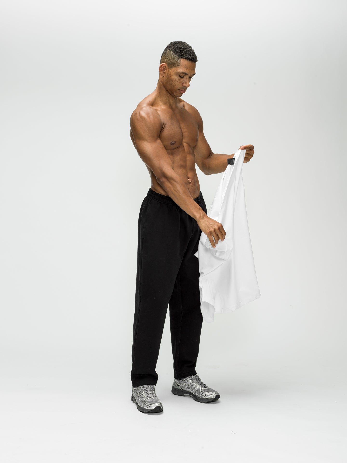 HEAVYWEIGHT SWEATPANTS