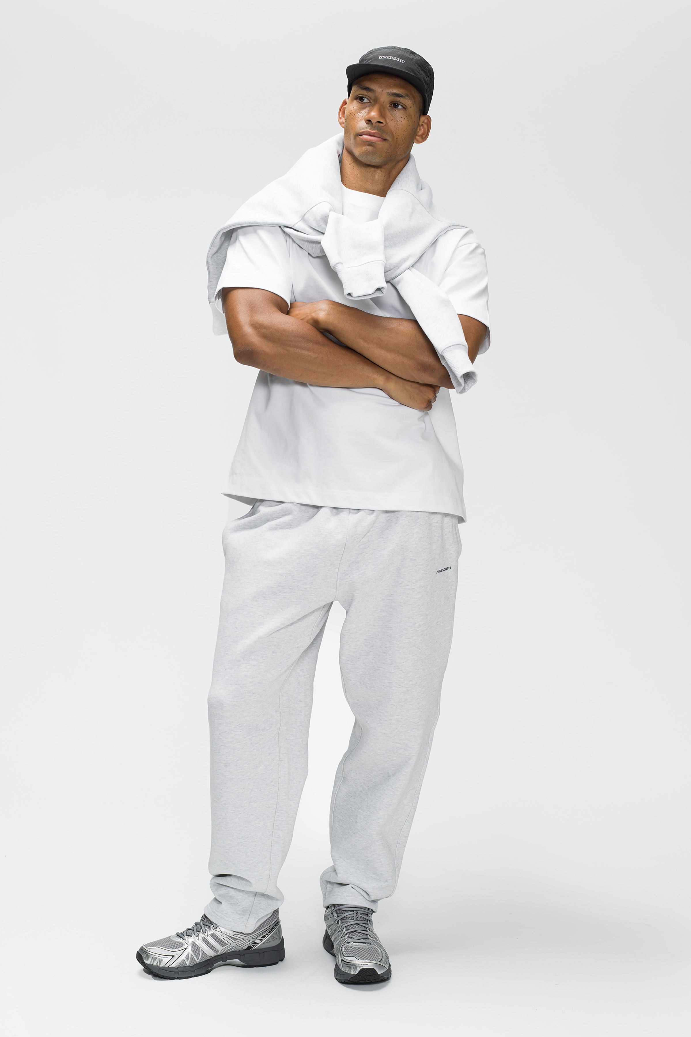 HEAVYWEIGHT SWEATPANTS