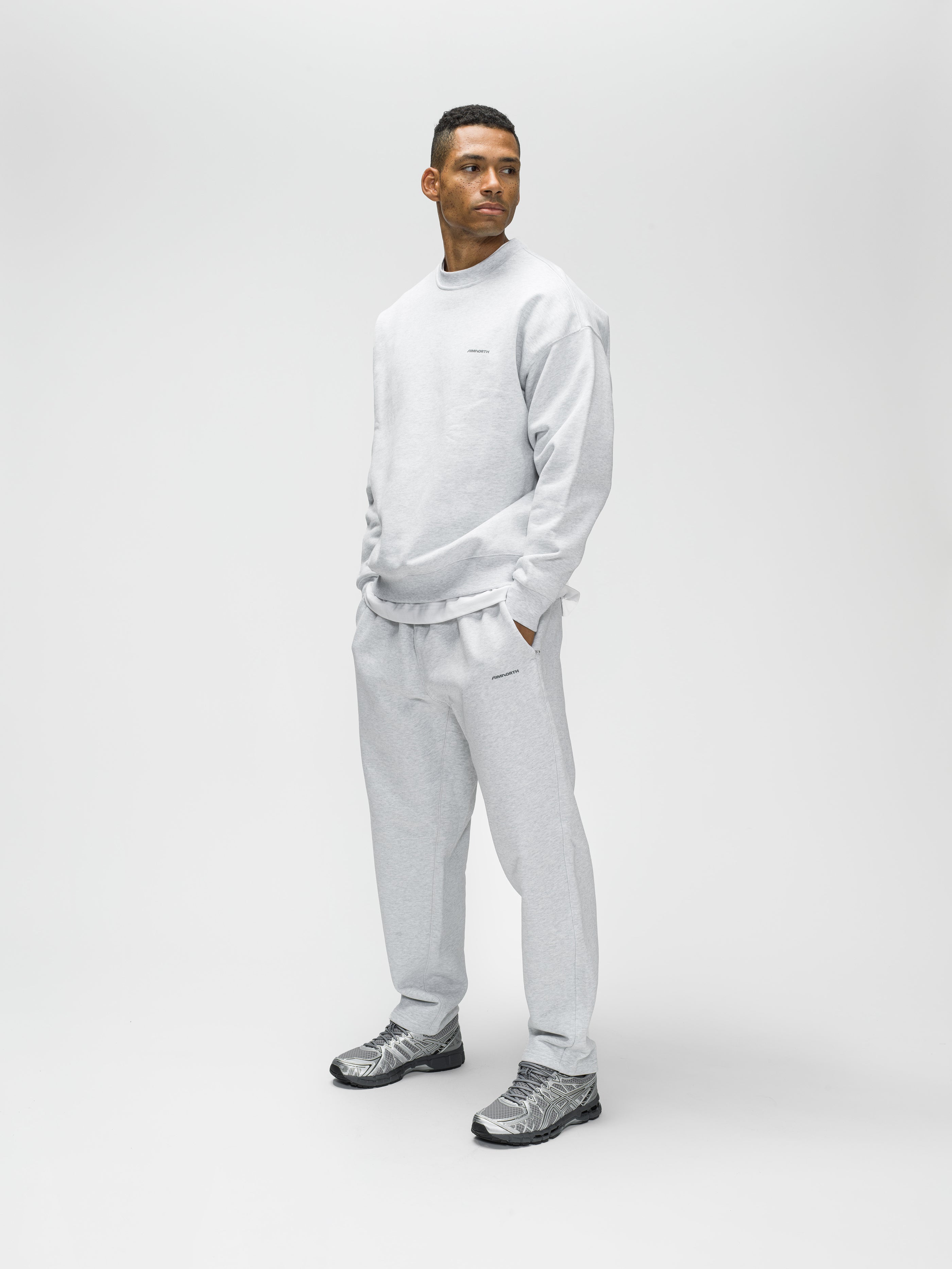 HEAVYWEIGHT SWEATPANTS